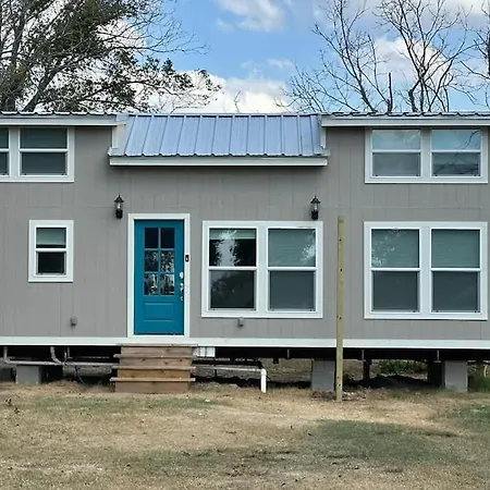 Private Room In Shared Tiny Home